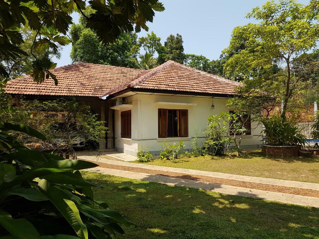 Siriniwasa Luxury Villa With Private Pool Induruwa Zewnętrze zdjęcie